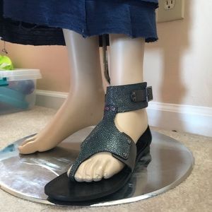 NWOT Tory Burch Sandals